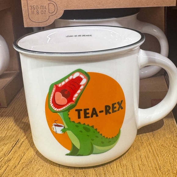 Meet your Posher, Sasha - Picture 1 of 2